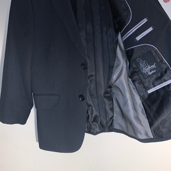 Blazer/suit - Picture 3 of 3